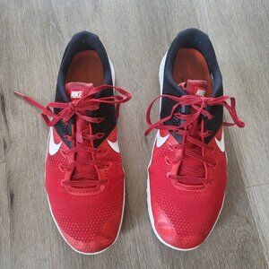 Nike Metcon 4 Athletic Training Shoes University Red Size 11.5